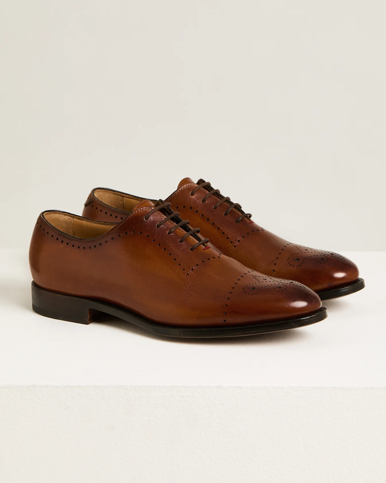 “CARAVAGGIO” WHOLECUT OXFORD SHOES IN ANTIQUED CALFSKIN - Image 2