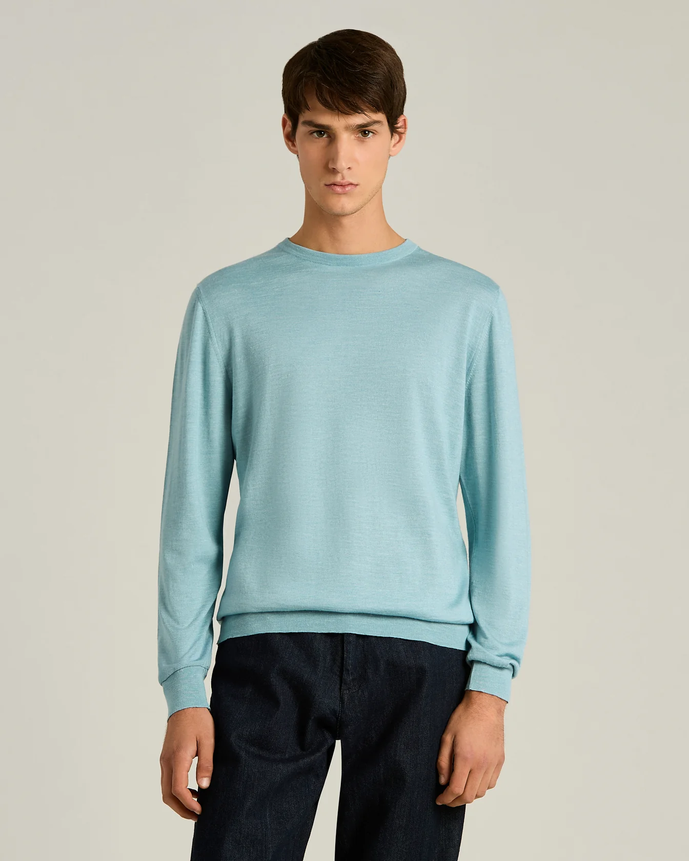 SILK, CASHMERE AND LINEN BLEND CREW NECK SWEATER IN POWDER BLUE - Image 2